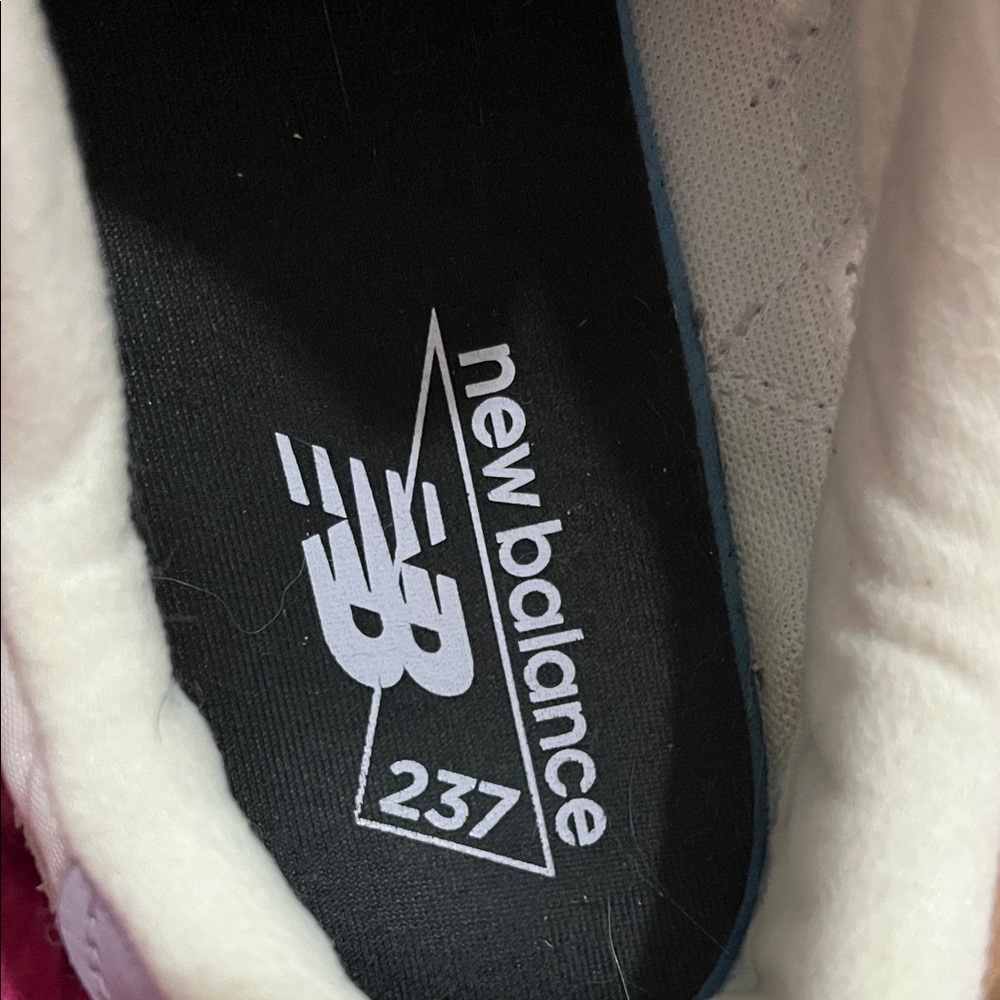 New Balance White and Purple Women's Sneakers - Picture 7 of 7